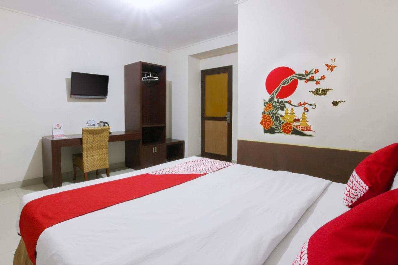 Oyo 167 Dago'S Hill Hotel Bandung Esterno foto