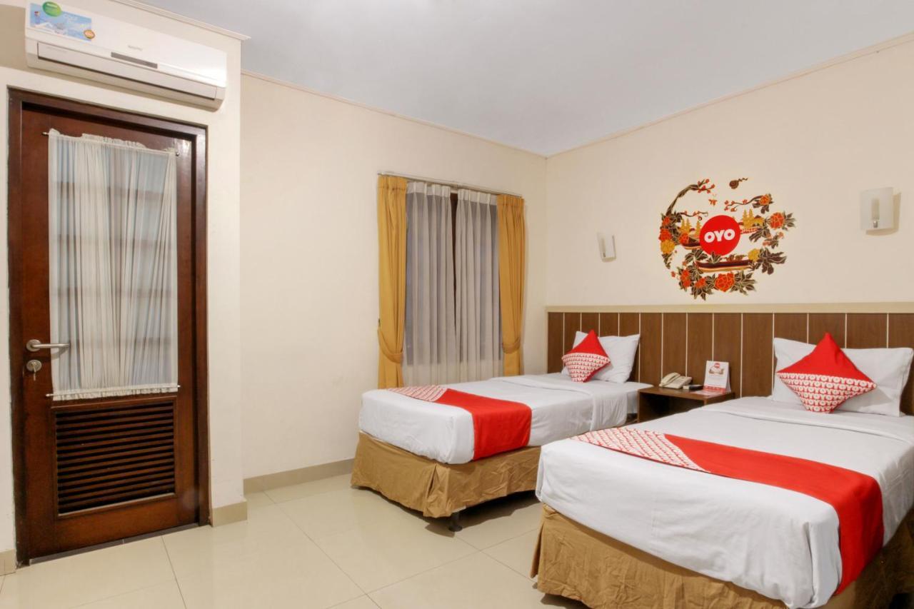 Oyo 167 Dago'S Hill Hotel Bandung Esterno foto
