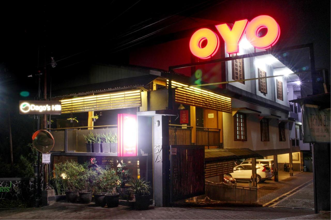 Oyo 167 Dago'S Hill Hotel Bandung Esterno foto